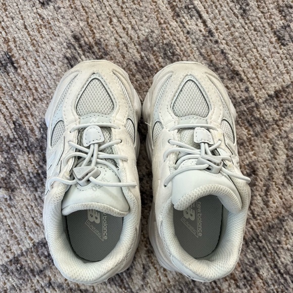 New Balance Toddler Sneakers - Picture 2 of 5